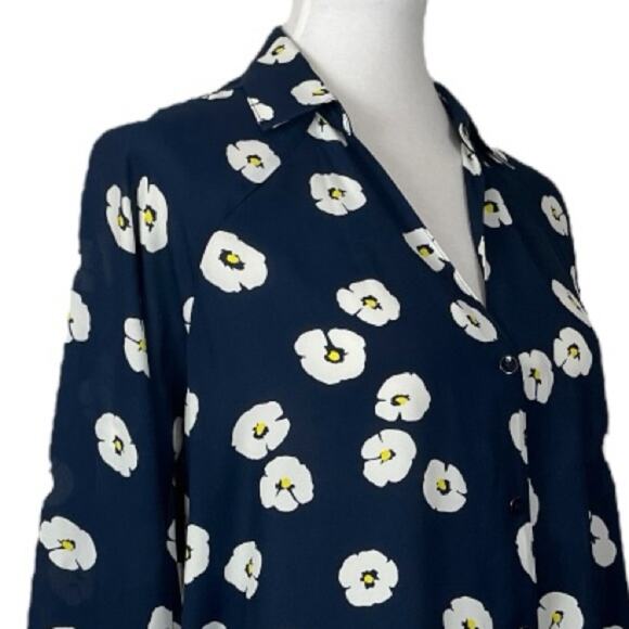 Cabi Top Button Down Collar Long Sleeves Blue White Floral Women’s Size Medium - Picture 7 of 12